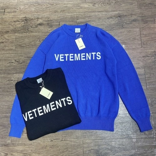 Vetements Jacquard Logo Sweater