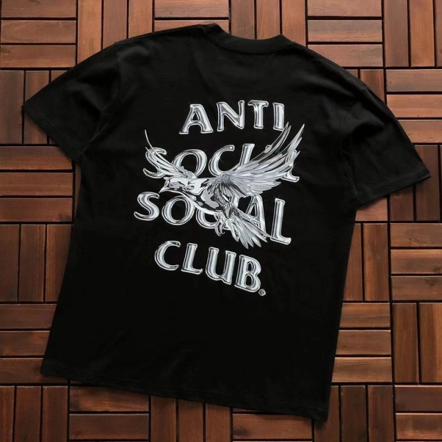 ANTI SOCIAL SOCIAL CLUB T-Shirt