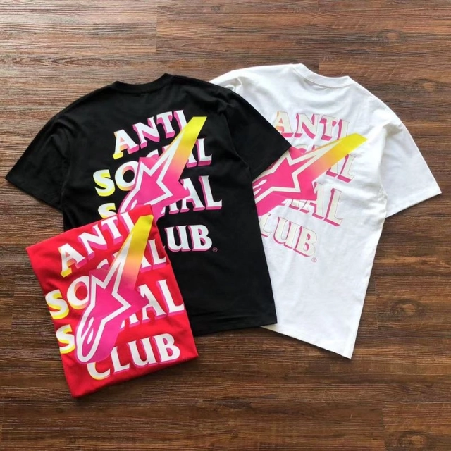 ANTI SOCIAL SOCIAL CLUB T-Shirt