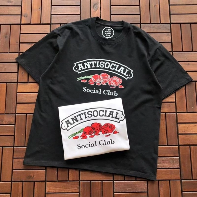 ANTI SOCIAL SOCIAL CLUB T-Shirt