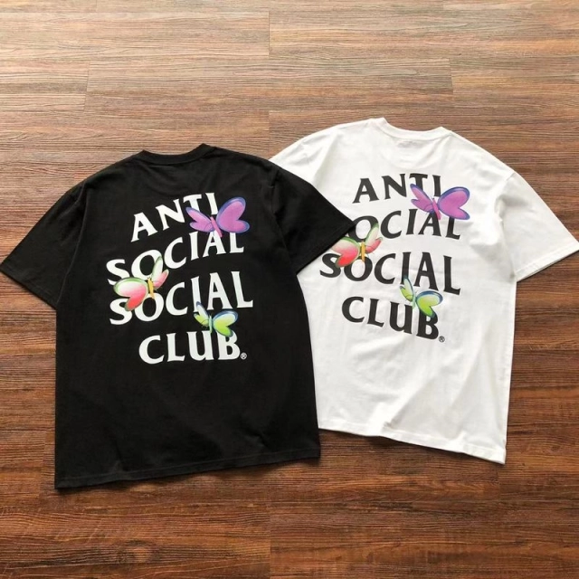 ANTI SOCIAL SOCIAL CLUB T-Shirt