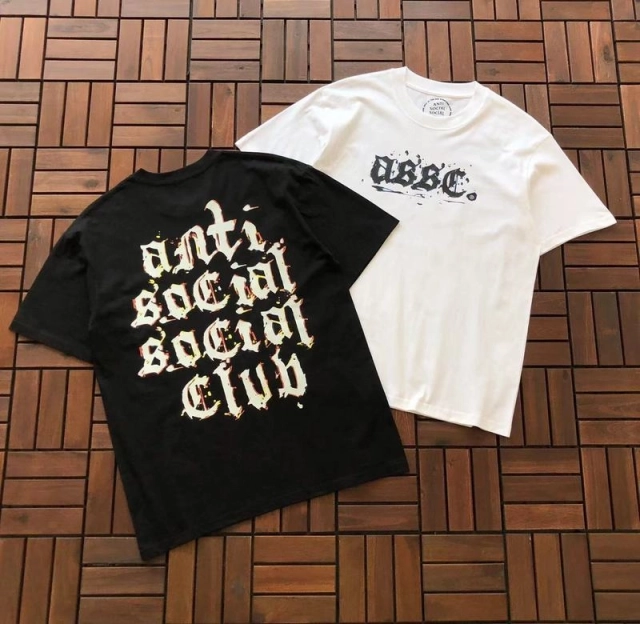 ANTI SOCIAL SOCIAL CLUB T-Shirt