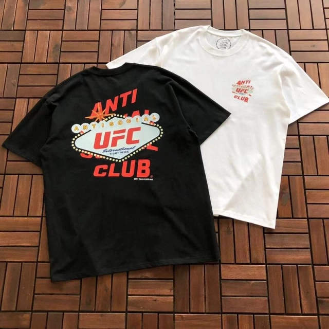 ANTI SOCIAL SOCIAL CLUB T-Shirt