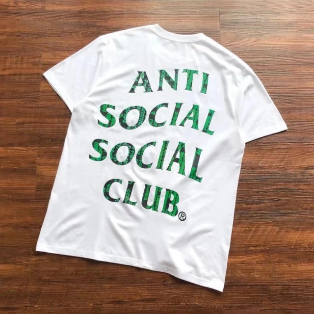 ANTI SOCIAL SOCIAL CLUB T-Shirt