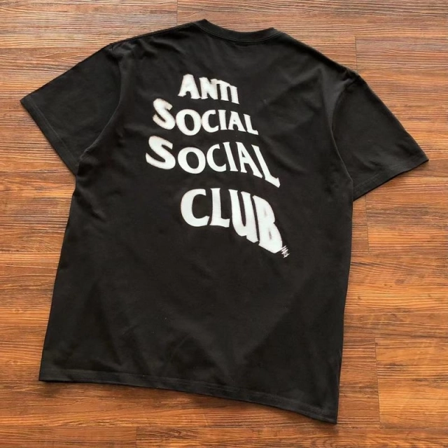 ANTI SOCIAL SOCIAL CLUB T-Shirt