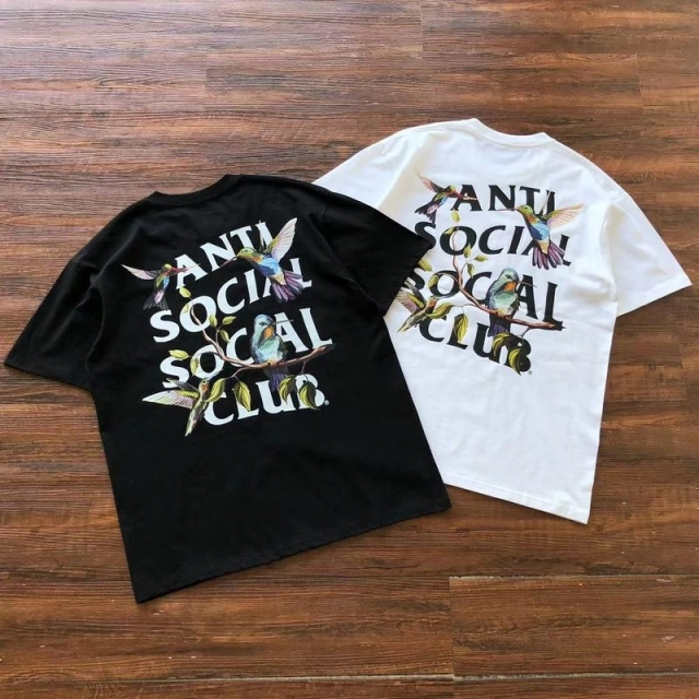 ANTI SOCIAL SOCIAL CLUB T-Shirt