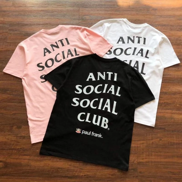 ANTI SOCIAL SOCIAL CLUB T-Shirt