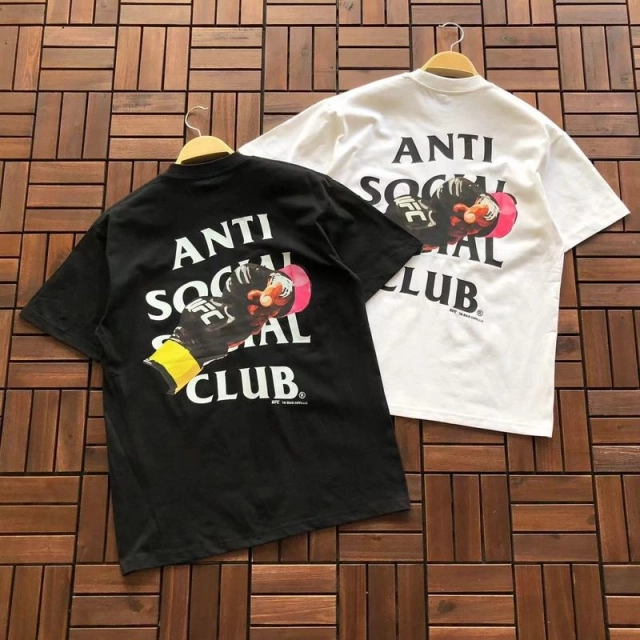 ANTI SOCIAL SOCIAL CLUB T-Shirt