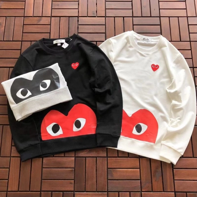 Comme des Garçons Sweater