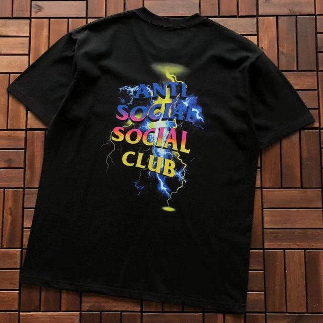 ANTI SOCIAL SOCIAL CLUB T-Shirt