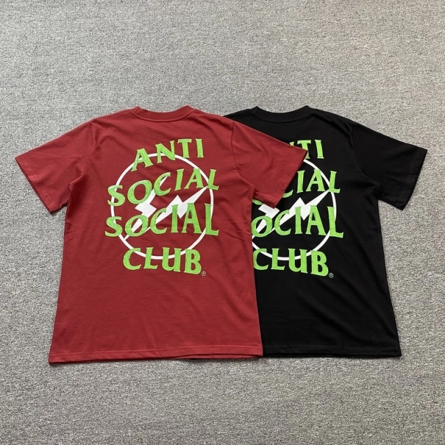 ANTI SOCIAL SOCIAL CLUB T-shirt