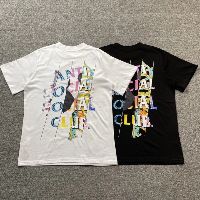 ANTI SOCIAL SOCIAL CLUB T-shirt