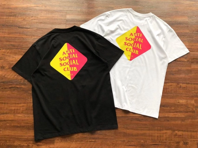 ANTI SOCIAL SOCIAL CLUB T-Shirt