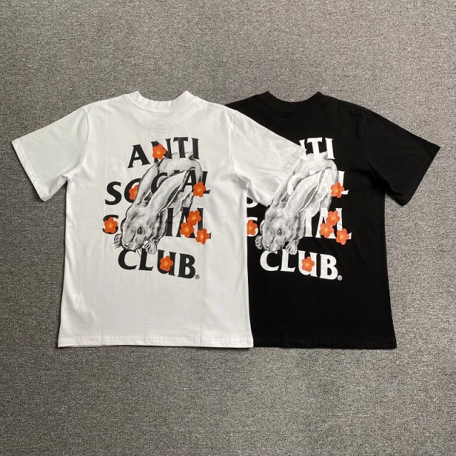 ANTI SOCIAL SOCIAL CLUB T-shirt