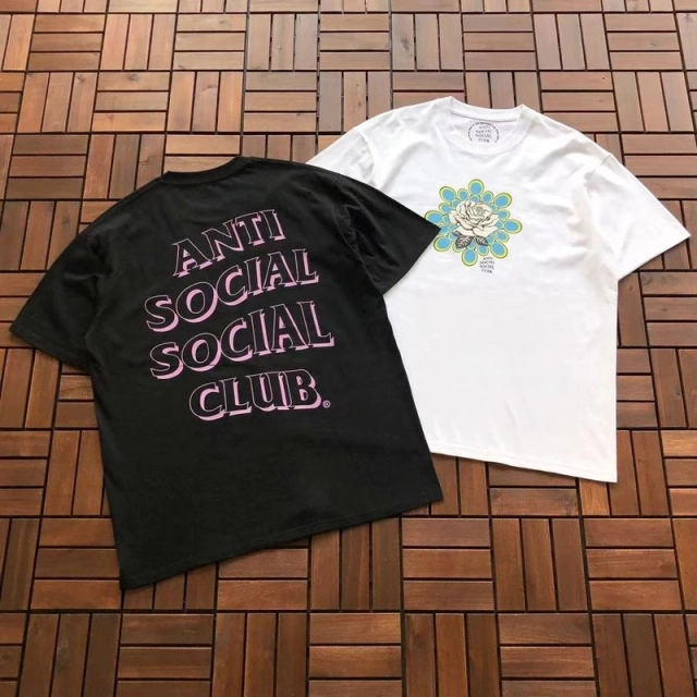 ANTI SOCIAL SOCIAL CLUB T-Shirt