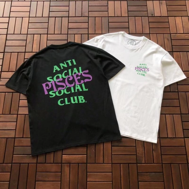 ANTI SOCIAL SOCIAL CLUB T-Shirt