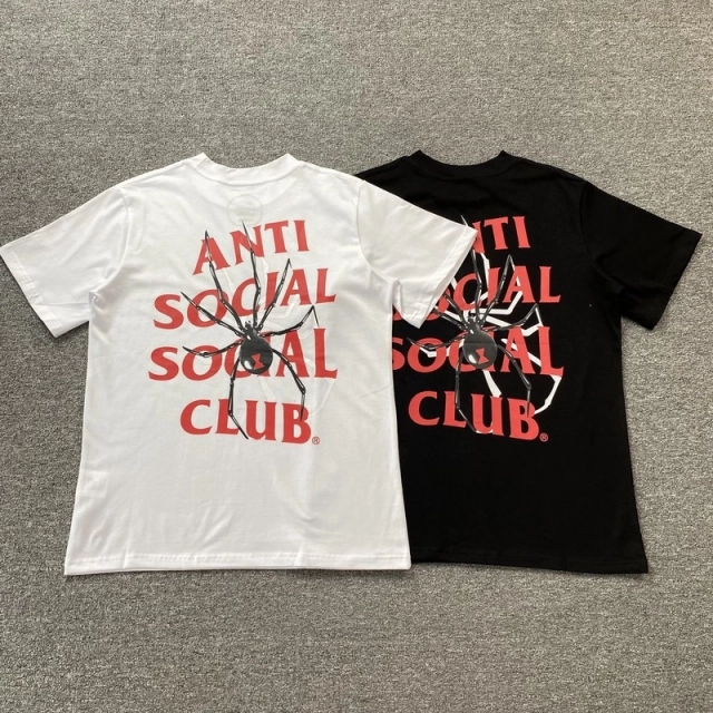 ANTI SOCIAL SOCIAL CLUB T-shirt