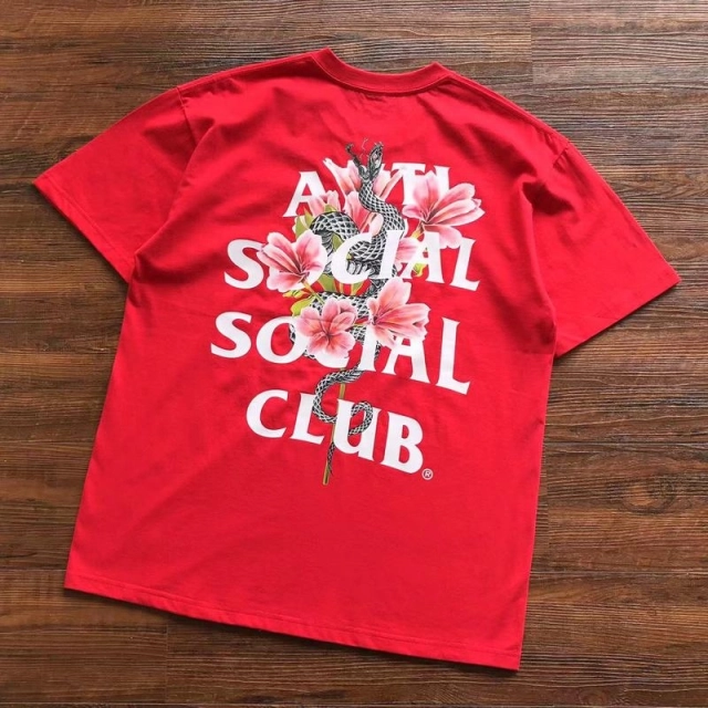 ANTI SOCIAL SOCIAL CLUB T-Shirt