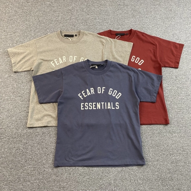 Fear of God ESSENTIALS T-shirt