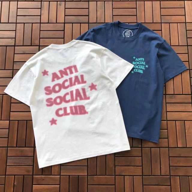 ANTI SOCIAL SOCIAL CLUB T-Shirt