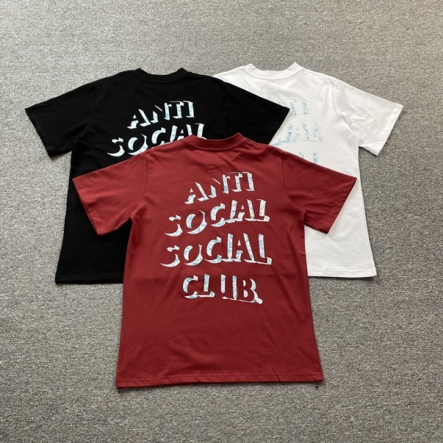 ANTI SOCIAL SOCIAL CLUB T-shirt