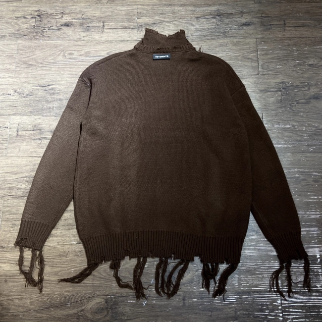 VETEMENTS distressed turtle neck sweater