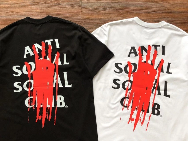 ANTI SOCIAL SOCIAL CLUB T-Shirt