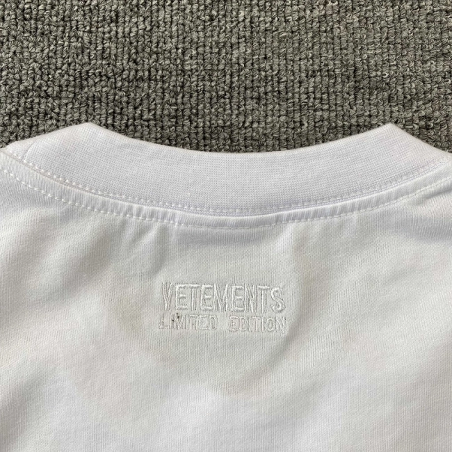 Vetements T-shirt