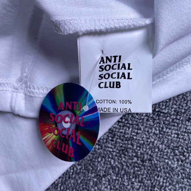 ANTI SOCIAL SOCIAL CLUB T-shirt