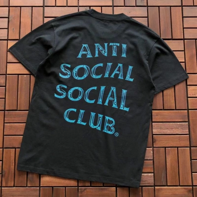 ANTI SOCIAL SOCIAL CLUB T-Shirt