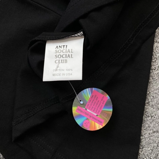 ANTI SOCIAL SOCIAL CLUB T-shirt