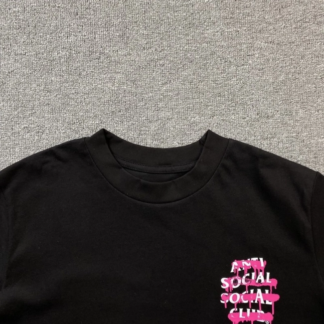 ANTI SOCIAL SOCIAL CLUB T-shirt