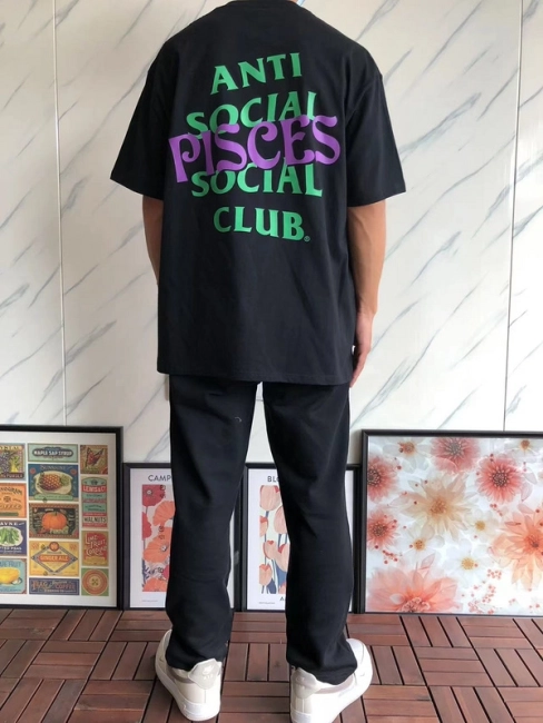 ANTI SOCIAL SOCIAL CLUB T-Shirt