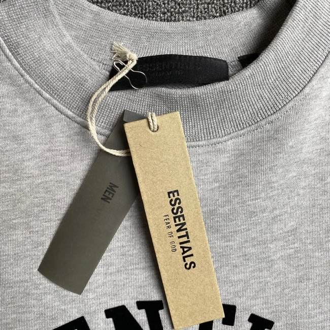 Fear of God ESSENTIALS Crewneck