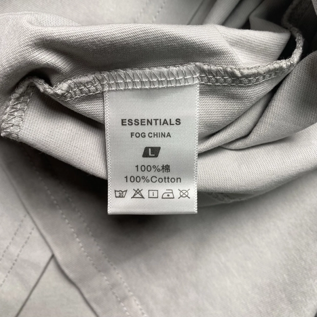 Fear of God ESSENTIALS T-SHIRT