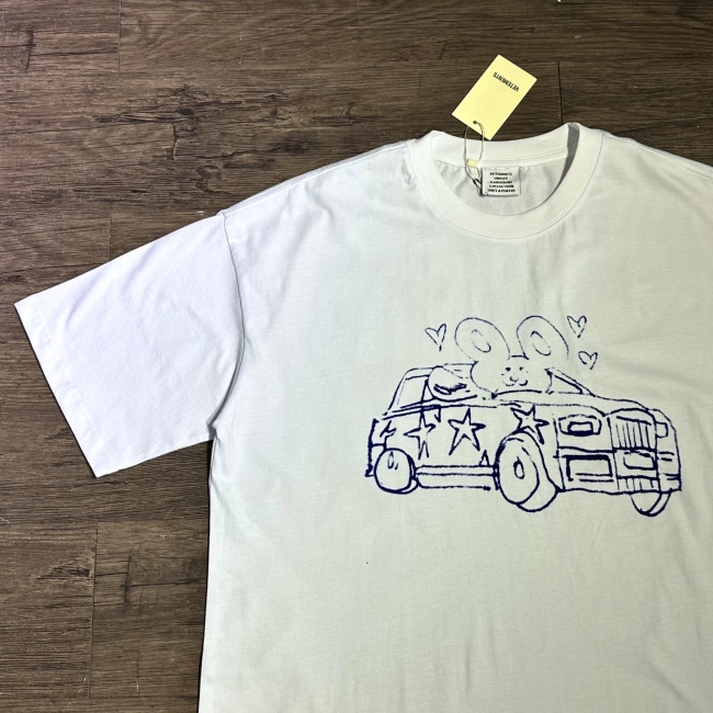 VETEMENTS White Scribbled Car T-Shirt