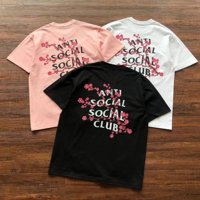 ANTI SOCIAL SOCIAL CLUB T-Shirt