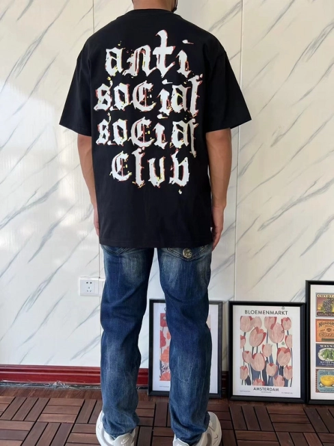 ANTI SOCIAL SOCIAL CLUB T-Shirt