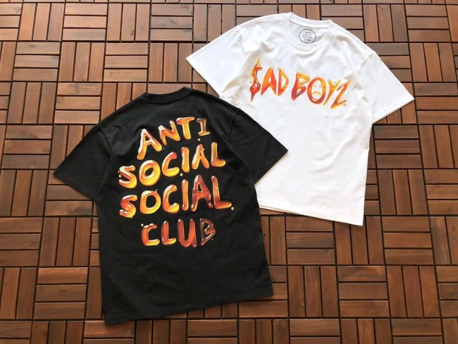 ANTI SOCIAL SOCIAL CLUB T-Shirt