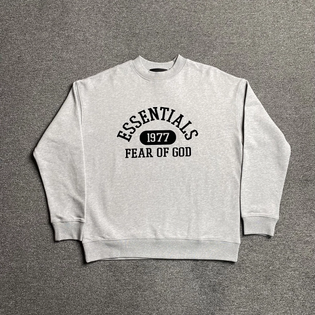 Fear of God ESSENTIALS Crewneck