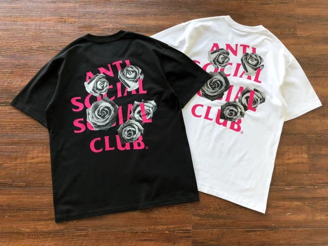 ANTI SOCIAL SOCIAL CLUB T-Shirt