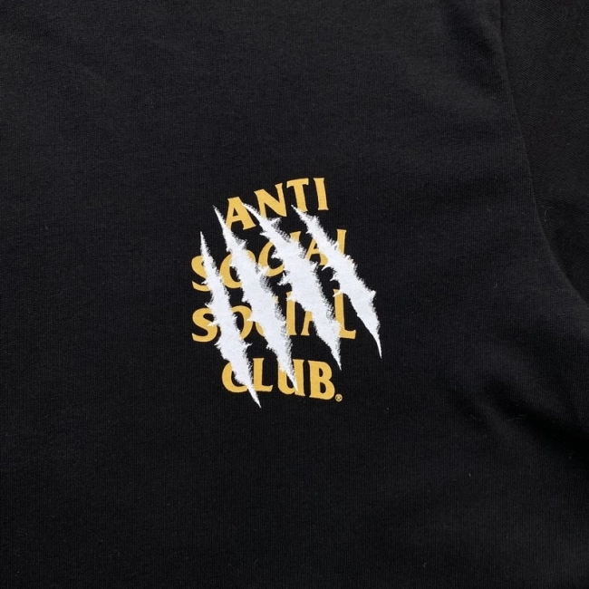 ANTI SOCIAL SOCIAL CLUB T-shirt