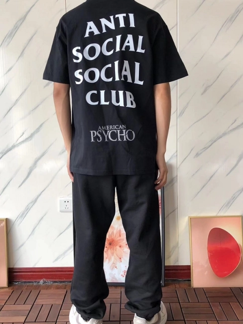 ANTI SOCIAL SOCIAL CLUB T-Shirt