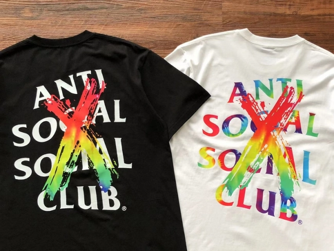 ANTI SOCIAL SOCIAL CLUB T-Shirt