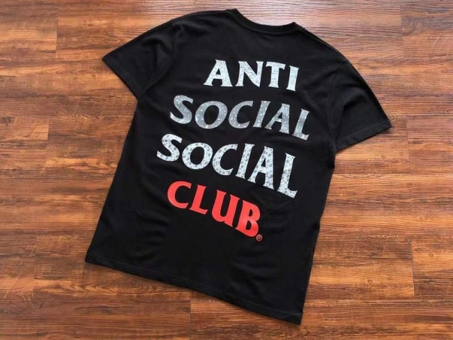 ANTI SOCIAL SOCIAL CLUB T-Shirt