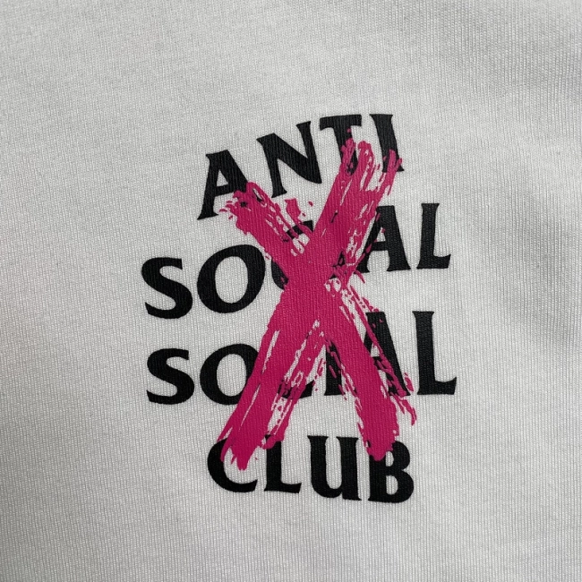 ANTI SOCIAL SOCIAL CLUB T-shirt