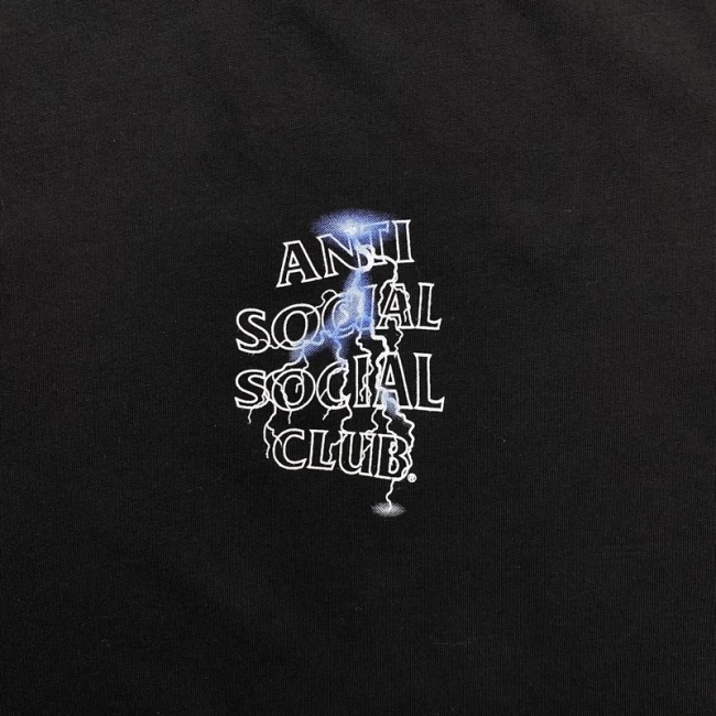 ANTI SOCIAL SOCIAL CLUB T-shirt