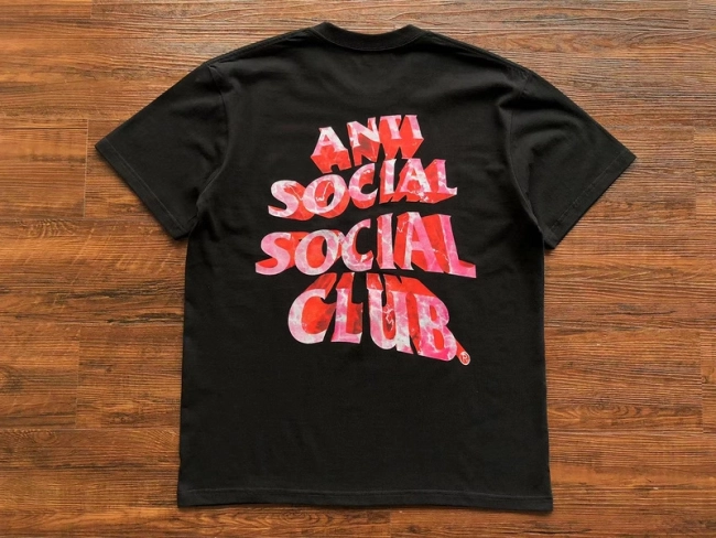 ANTI SOCIAL SOCIAL CLUB T-Shirt