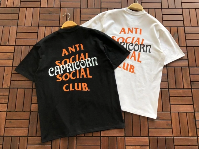 ANTI SOCIAL SOCIAL CLUB T-Shirt