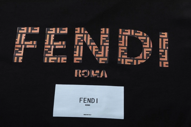 Fendi T-Shirt